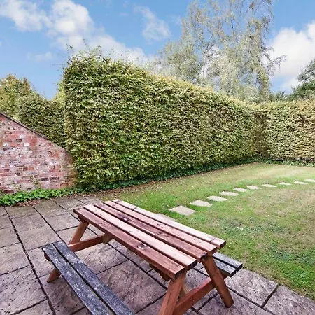 Priestley Holiday home *
